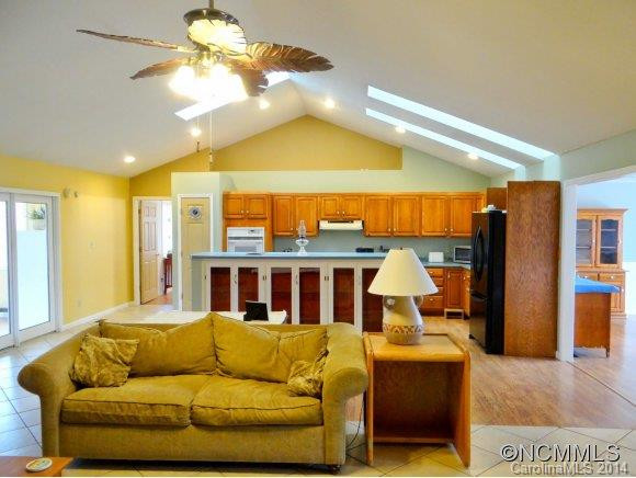 16 Watsell Drive - Photo 3