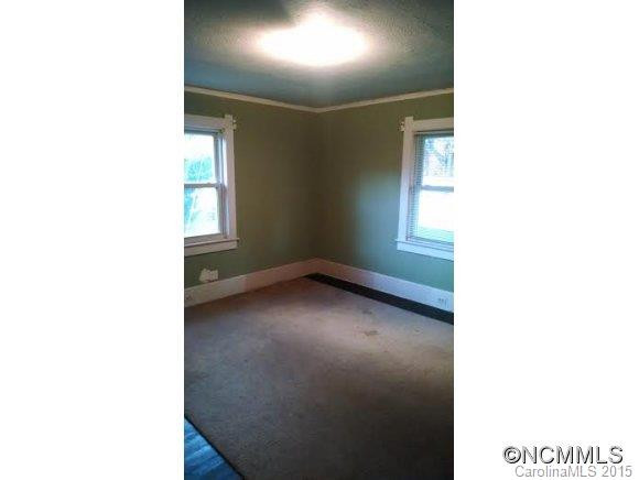 340 Emma Road - Photo 8