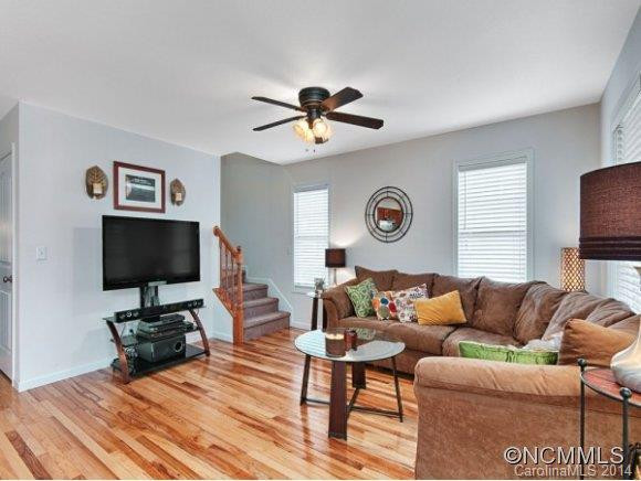 9 KNOTTY ALDER COURT - Photo 3