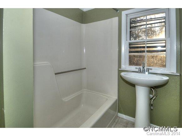 309 Sterling Way - Photo 15