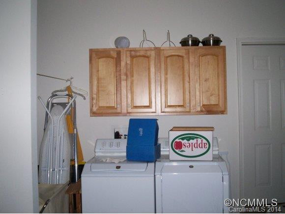 136 Cambridge Drive - Photo 17
