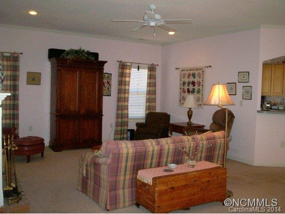 136 Cambridge Drive - Photo 5