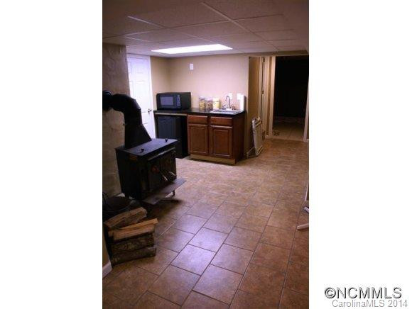 402 Whispering Hills Dr.. - Photo 20