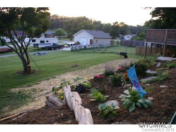 402 Whispering Hills Dr.. - Photo 21