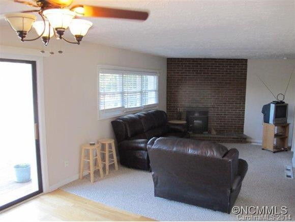 402 Whispering Hills Dr.. - Photo 6
