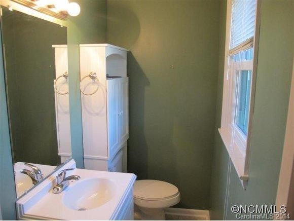 402 Whispering Hills Dr.. - Photo 10