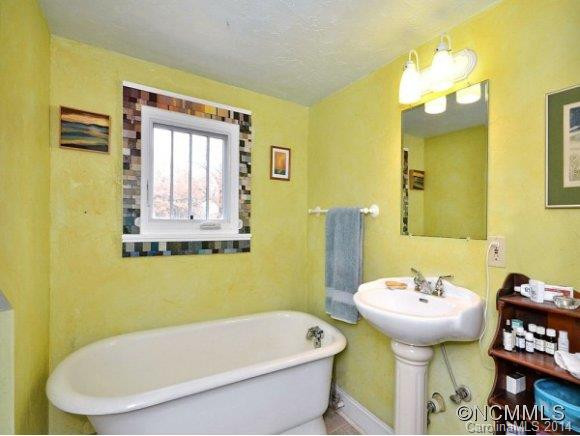 44 Balm Grove Avenue - Photo 12