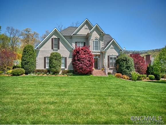 9 HUNTINGTON CHASE DRIVE