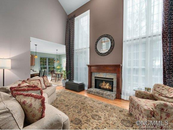 9 HUNTINGTON CHASE DRIVE - Photo 4
