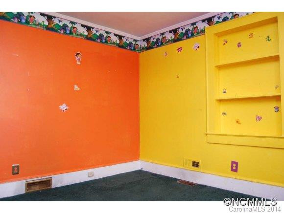 184 Powell St - Photo 10