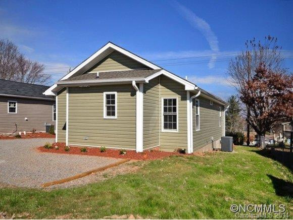354 DEAVERVIEW ROAD - Photo 9