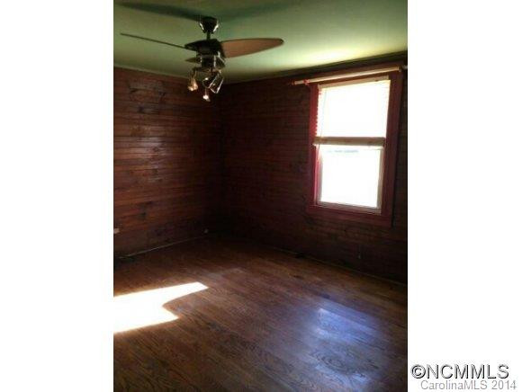 762 Old Mars Hill Highway - Photo 5