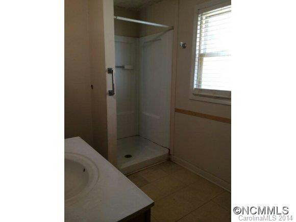 762 Old Mars Hill Highway - Photo 7
