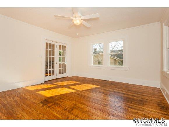 112 Swannanoa Avenue - Photo 3