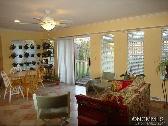 114 YARDLEY COURT - Photo 5
