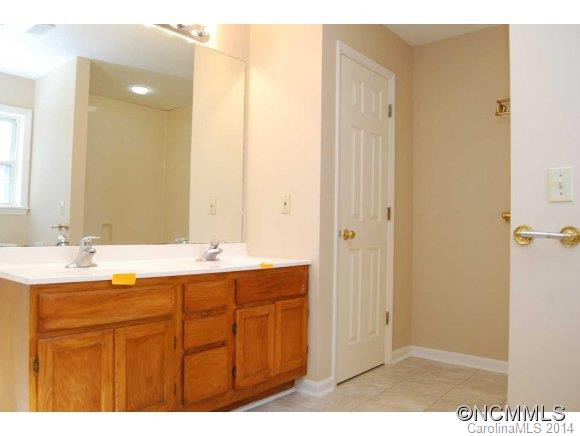 202 Smokey Hill Dr - Photo 13