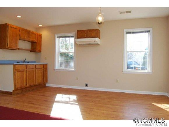 202 Smokey Hill Dr - Photo 6