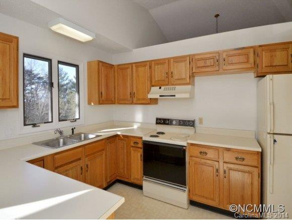 305 PINEY MOUNTAIN RD, J-3 - Photo 9