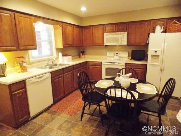 217 Park Lane - Photo 5