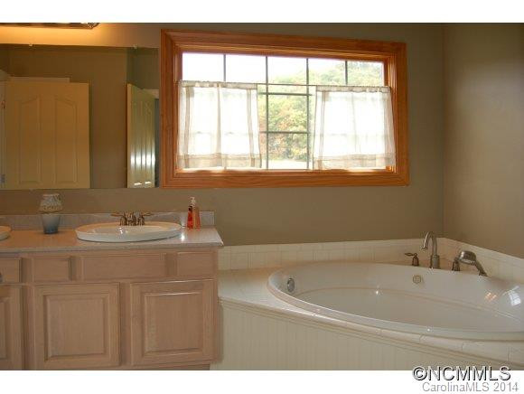  - Photo 13