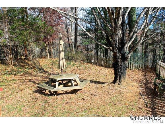 722 Old Fort Rd - Photo 3