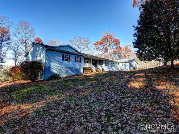 8 Leibestraum Drive