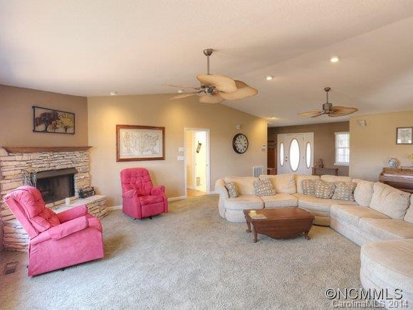 8 Leibestraum Drive - Photo 4