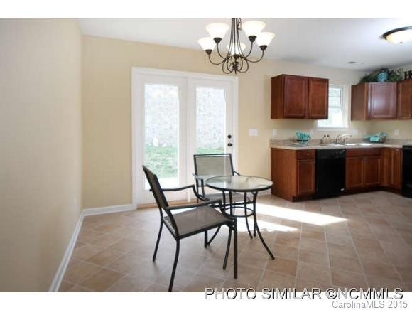 16 Barnett Shoals Dr - Photo 8