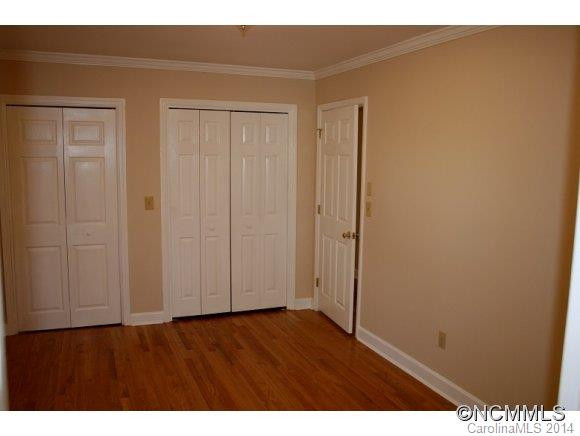 151 FERNWOOD DRIVE - Photo 6