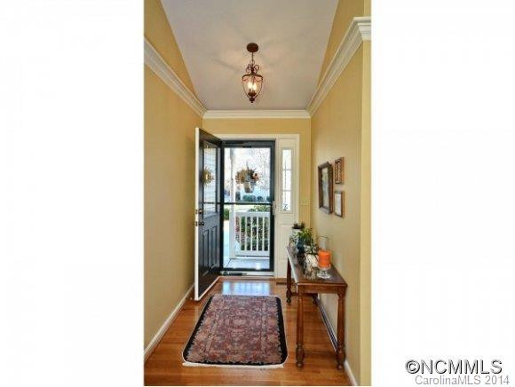 308 Charlestown Drive - Photo 2