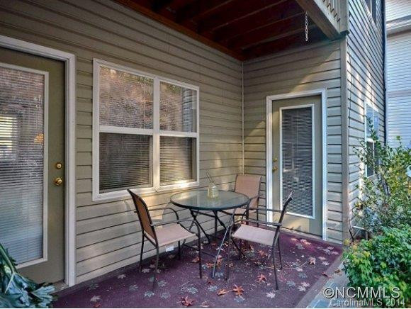 603 CARLYLE WAY - Photo 8
