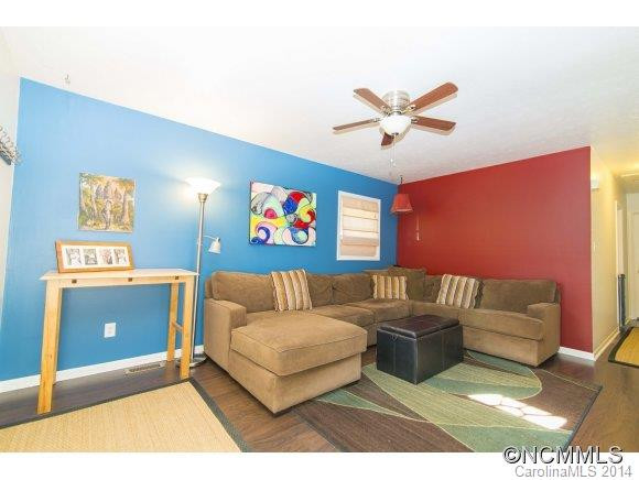 99 Shadowlawn Dr - Photo 3