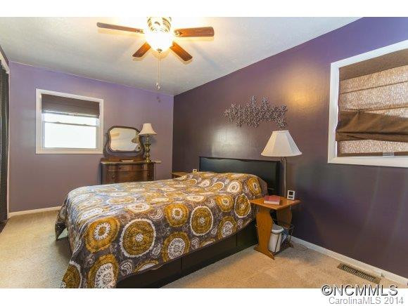 99 Shadowlawn Dr - Photo 8