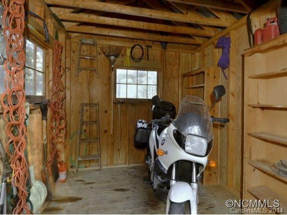 8 RIVERBEND DR - Photo 22