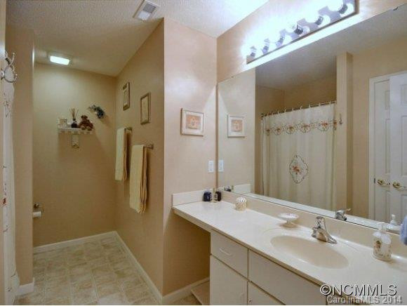 50 CLEAR CREEKSIDE DRIVE - Photo 8
