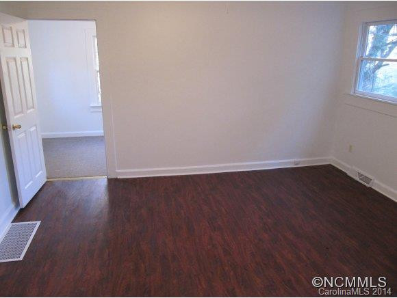 28 W Garden - Photo 6