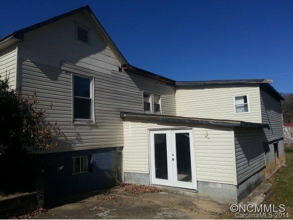 71 4th EM St. - Photo 3