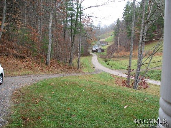 370 Barn Road - Photo 13