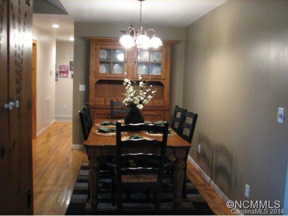 370 Barn Road - Photo 6