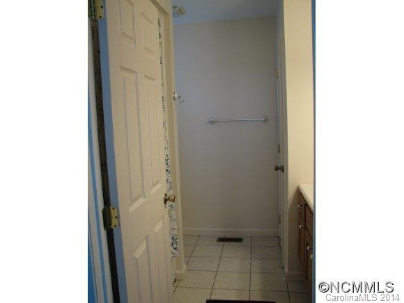 370 Barn Road - Photo 8