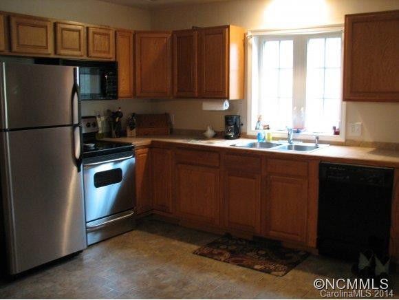 370 Barn Road - Photo 9