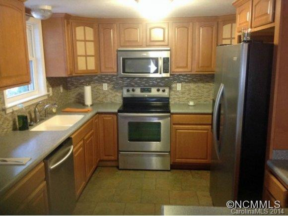 70 OAK STREET - Photo 2