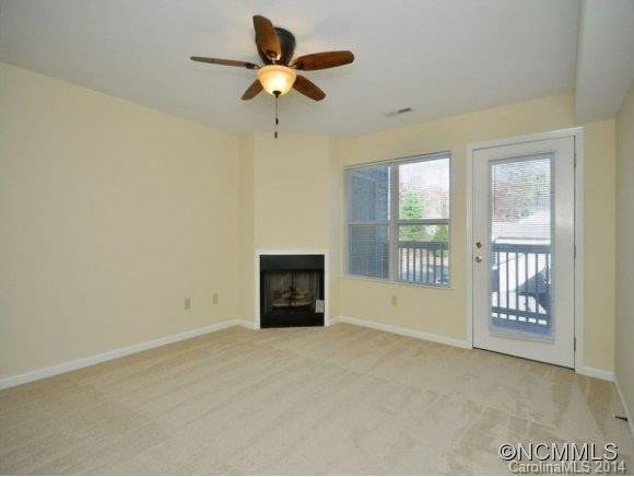 407 CARRINGTON PLACE - Photo 2