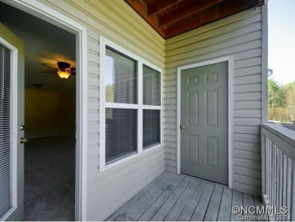 407 CARRINGTON PLACE - Photo 12