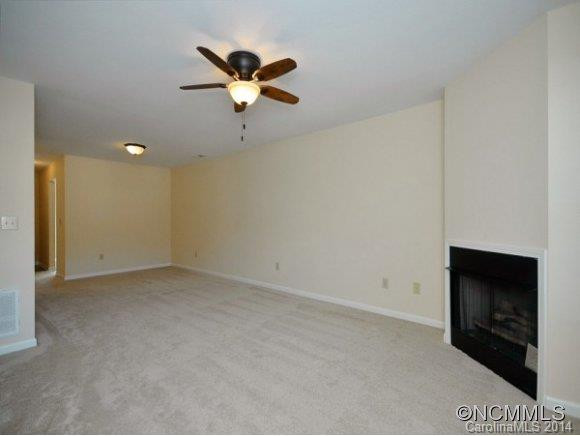 407 CARRINGTON PLACE - Photo 3
