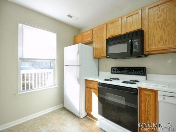 407 CARRINGTON PLACE - Photo 6