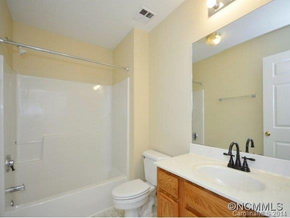 407 CARRINGTON PLACE - Photo 9