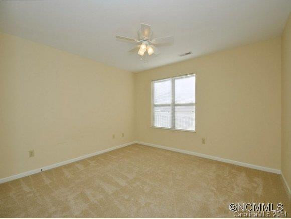 407 CARRINGTON PLACE - Photo 10