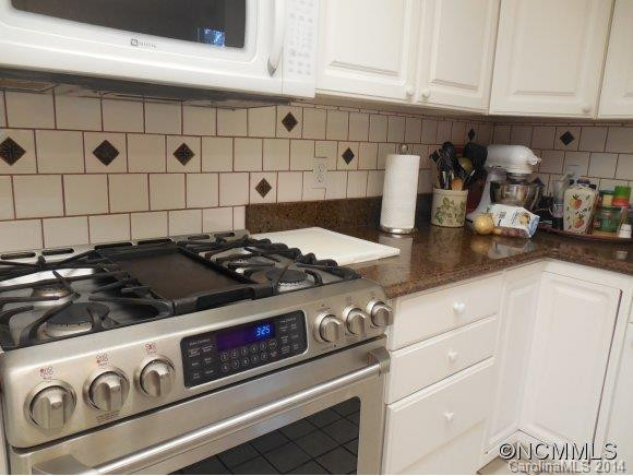 331 Berry Hill Rd. - Photo 7