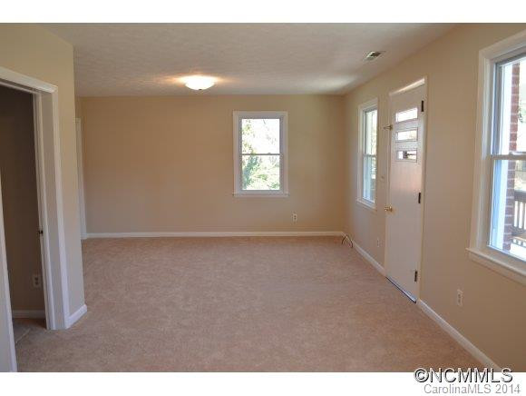 21 Oakley Road - Photo 14